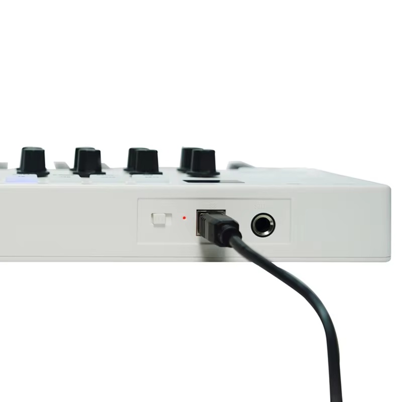 M-VAVE SMK-25 プロフェッショナル・アレンジャー - Midi Controller Pad のレビューと価格